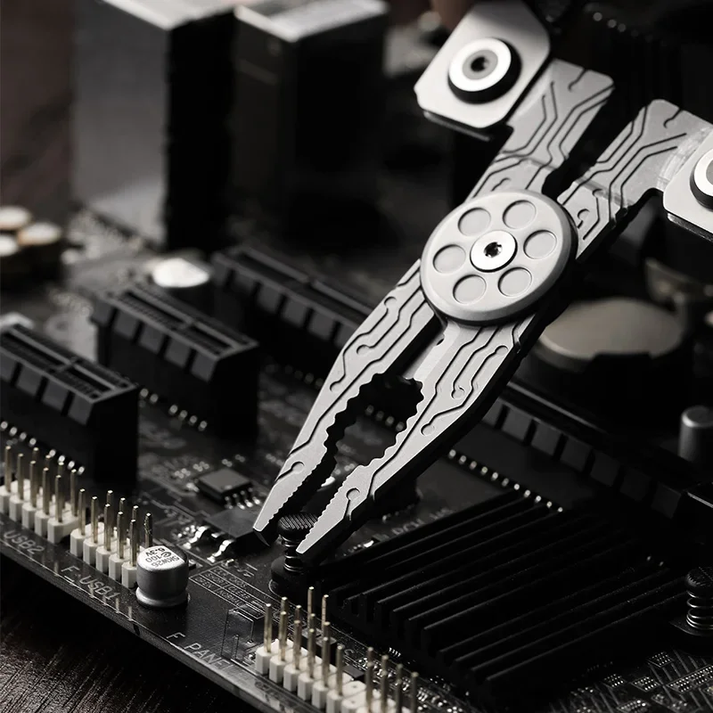 Mini 14 in 1 EDC multifunction - Edc Carry Pliers のレビューと価格